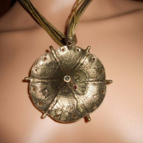 Large Sparkly Enamel Flower Pendant Necklace - Picture 6 of 7
